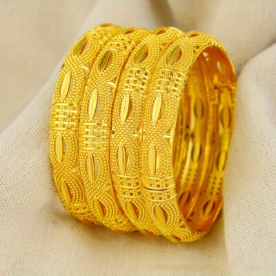 4pcs Luxury 24K Golden Plated Bangle Set, Arabian Style Copper Bangles, Open Cuff Design, Fashion Jewelry for Women, with for Weddings, Parties, and Gift-Giving Occasions, Fits All Seasons