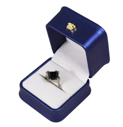 2023 Wholesale Custom logo Leather PU Crown Red Single Jewelry Ring Package Boxes Ring Box - Image 4