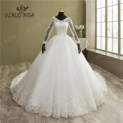 Customized Fashion Elegant Lace Long Sleeve Wedding Dress Floor or Train Real Gown V Neck Beautiful Plus Size Vestido De Noiva