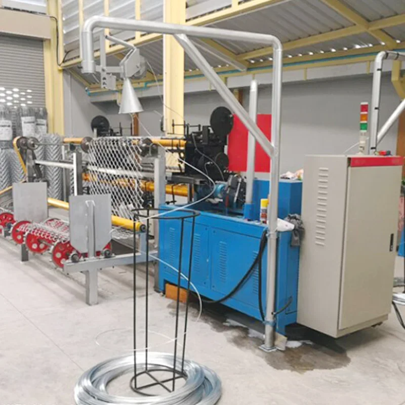 fully automatic Diamond double manual operate wire mesh chain link fence weaving net fencing making machine factory price - Image 4