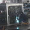 Small Mini  Industrial Twin Two Double Shaft Wood Biomass Textile Glass Recycling Crushing Crushers Shredding Shredder Machine - Image 3