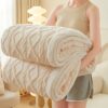 Universal Four-Season Thickened Fleece Blanket, Suitable for Office Naps, Sofa Cover, And Dormitory Use. - Image 5