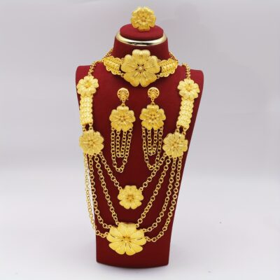 Middle East Dubai Luxury Set: Bridal Flower Necklace, Bracelet, Earrings & Ring Party Wedding Versatile Set for Women